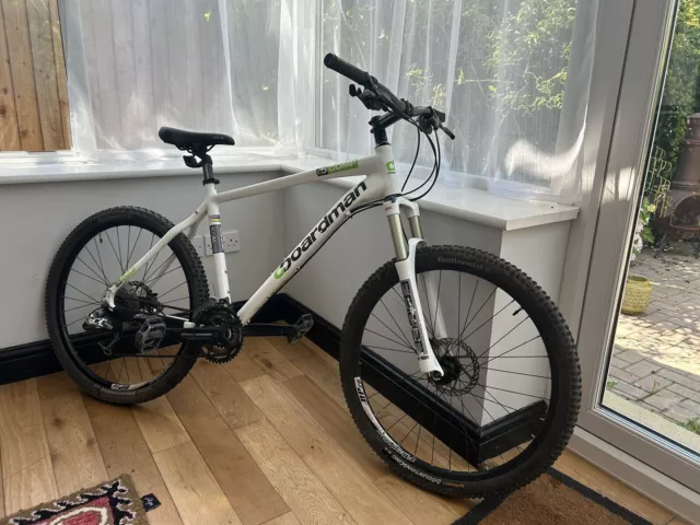 QUICK SALE NEEDED Boardman mountain bike XCG AI 3XB 170.00 PicClick UK