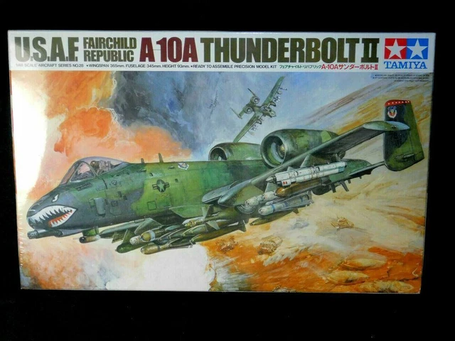 Maquette avion : Fairchild Republic A-10A Thunderbolt II Maquette avion : Fairchild Republic A-10A Thunderbolt II