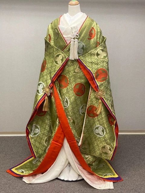 Kimono Iro Uchikake red-green Oak pattern pure silk From Japan JP