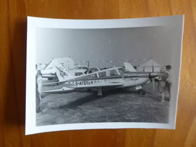Photo Avion Aircraft Piper Comanche G-Atoy Sheila Scott Solo World Flight