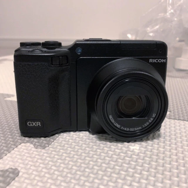 RICOH GXR + P10 KIT Digital Camera Unit LENS 28-300mm F3.5-5.6 VC Working Tested