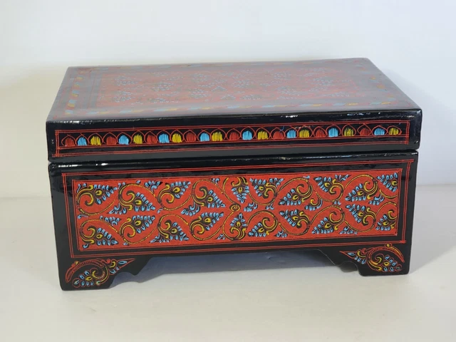 Vintage Red  Black Lacquer Box, Jewelry intricate design Burmese?