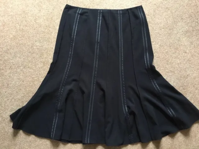 M&S Black Skirt Waist 32 Inches