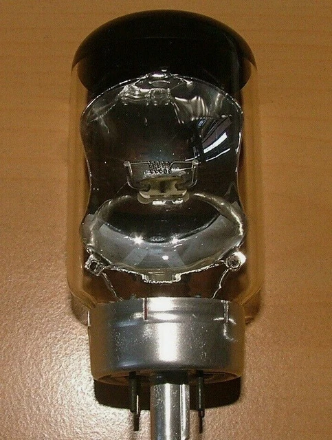 Lampadina Per Proiettore 8V 50W &ndash; Universale Per Zeiss Ikon, Kodak, Bell &amp; Howell &ndash; Modello 13120C/04