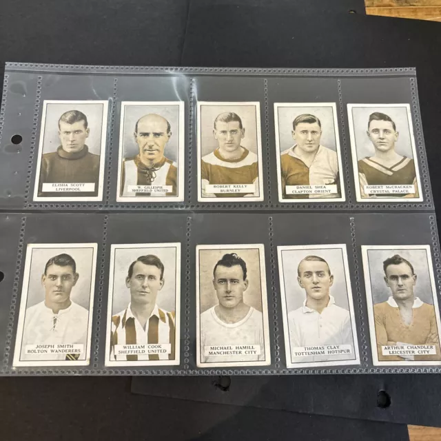 Gallaher cigarette cards Famous Footballers Green Back 10/100 Clean Cards