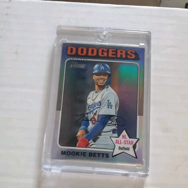 2024 TOPPS HERITAGEMOOKIE BettsDodgers 499 Rifrattore argento