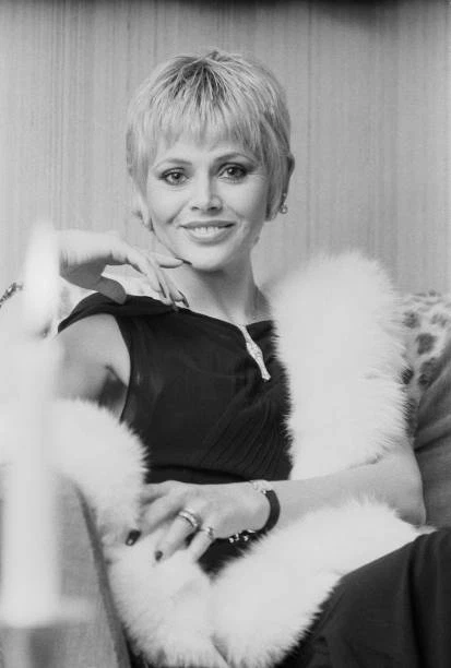 Swedish actress and singer Britt Ekland UK 1st December 1978 OLD PHOTO