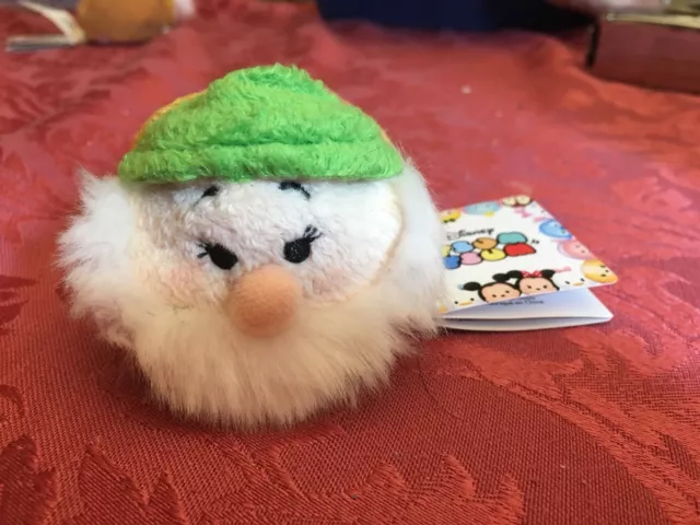 US Disney Store ORIGINAL RELEASE Bashful Mini Tsum Tsum NWT! RETIRED! Snow White