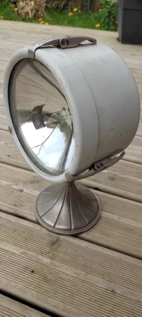 Lampe projecteur vintage marine Amirauté sur trépied SL028
