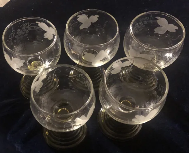 5 x 125 ml Wine glasses Olive green Beehive stems, engraved grape & vine VGC.