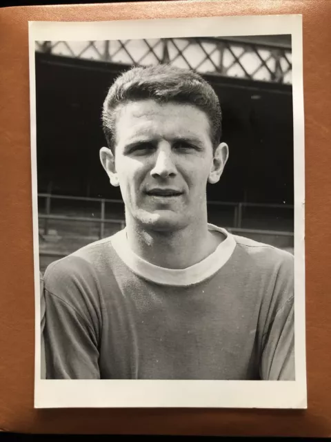 1963 Press Photo BRIAN LABONE ex Everton & England Defender