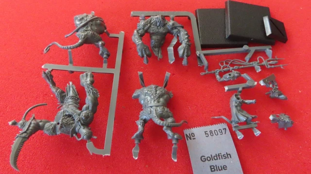 Warhammer – Île De Sang – Hauts Elfes & Skavens – Occasion