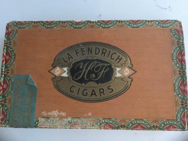 1948 LA FENDRICH Pefecto Extra Cigar Box