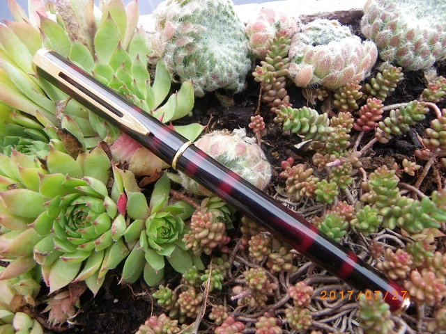Stylo Bille Waterman Executive Acier - Argenté - Neuf De Stock (sans Emballage) - Recharge Fournie