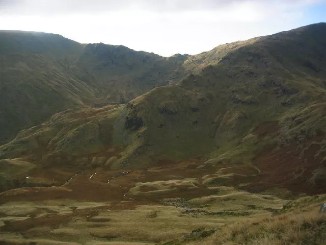 Photo 6x4 Piot Crag below Mardale Ill Bell Small Water Small Water is alm c2003