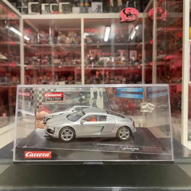 SLOT DIGITAL 132 CARRERA Evolution AUDI R8 Berlina Sport