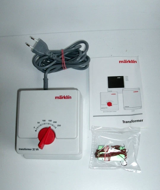 Märklin H0 - 67025/66191 - Delta digital controller with transformer and complet