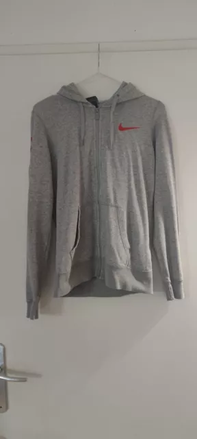 Vest grise à capuche Nike taille s