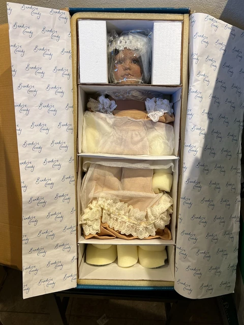 Master Piece Masterpiece Gallery Artist Doll Berdine Creedy 108/500
