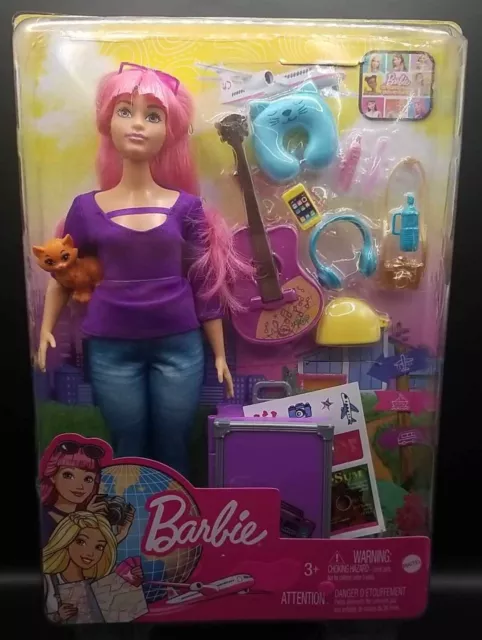 Barbie Dreamhouse Adventures Daisy Doll & Travel Accessories 10+