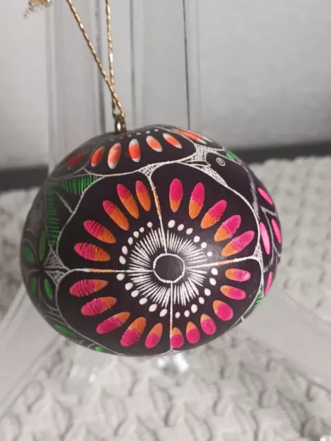 Peruvian Folk Art Hand Carved Painted GOURD ORNAMENT COLORFUL BIRDS Floral