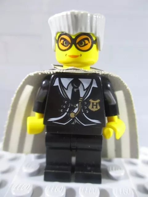 Lego Harry Potter Minifigure Madame Hooch Yellow Head Quidditch Practice 4726