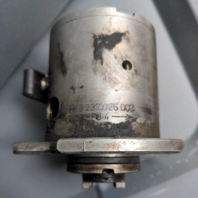 Distributeurs, Systèmes d'allumage et composants, Automobile