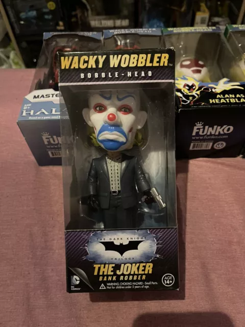 Funko Batman The Dark Knight 7" Wacky Wobbler Bobble Head Bank Robber Joker 2013