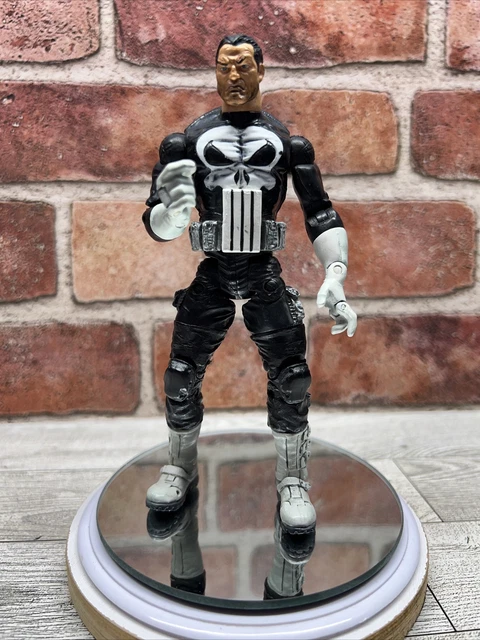 The Punisher Marvel Legends Action Figure 2003 Toy Biz War Zone 6" ToyBiz