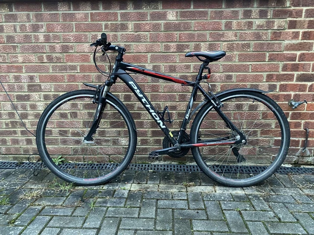 PYTHON QUANTUM 8100 Gents Black Hybrid Bike 20 Frame Size Large