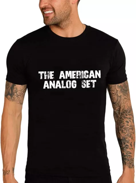 Herren Grafik T-Shirt Das amerikanische Analoggerät – The American Analog Set