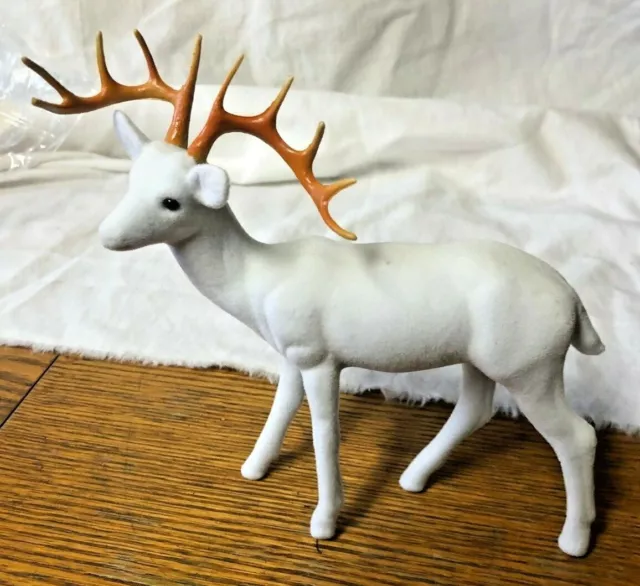 NEW FLOCKED Plastic  DEER White Christmas 6.5 x 7 inch REINDEER Buck Antlers