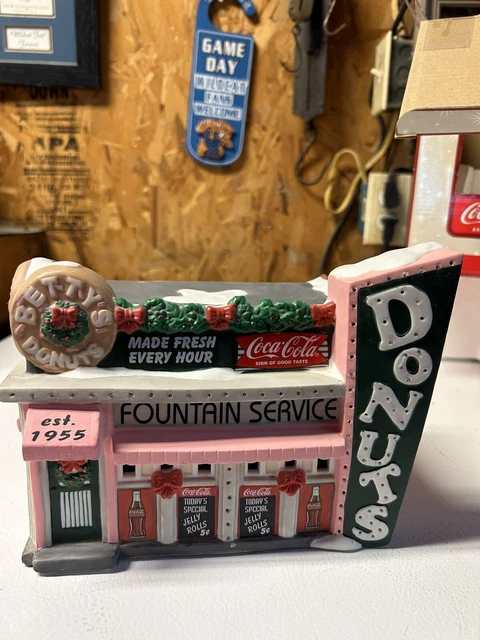 2003 First Edition 1st Release Year Coca Cola Town Square-Betty s Donuts Lights