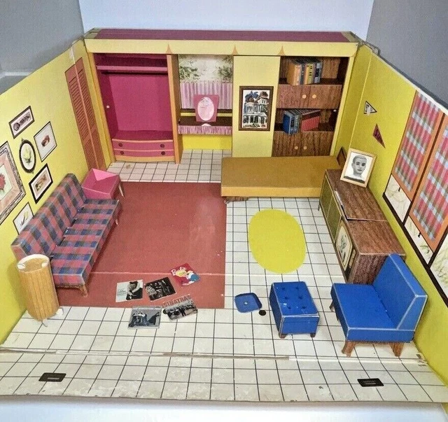 VINTAGE ORIGINAL 1962 Mattel Barbie Dream House Cardboard Playset with