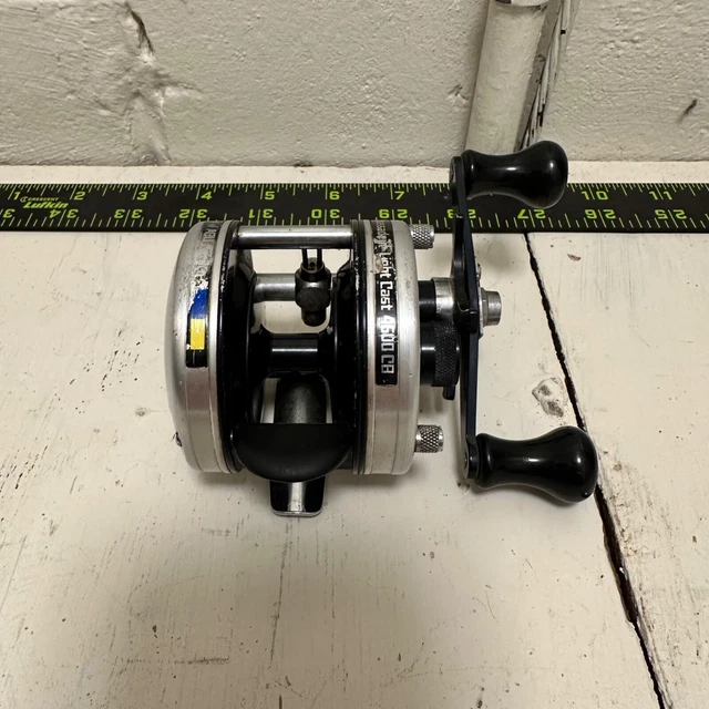リール ABU Ambassadeur LIGHT CAST 4600CB ABU GARCIA AMBASSADEUR Light Cast 4600 CB Bait Casting
