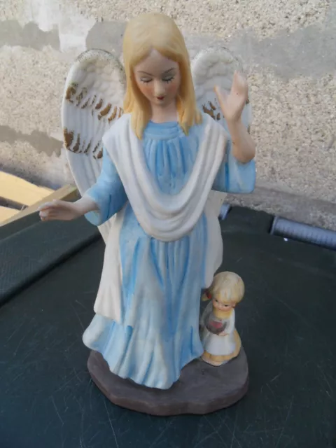 Statue reliquary Ange Angelot porcelaine biscuit  Angel deco crèche noel