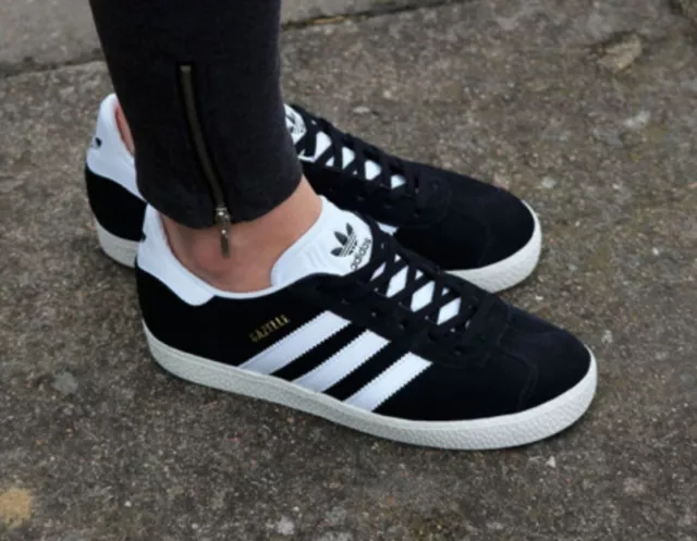 Adidas Originals Gazelle Trainers Black White UK 6.5   EU 40   US 7