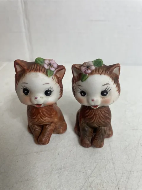 Vintage Cats Salt & Pepper Shakers Brown Kittens with Pink Flowers Korea 2 3/4"
