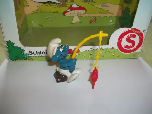 Schlümpfe Schlumpf - Superschlumpf Angler mit Fisch