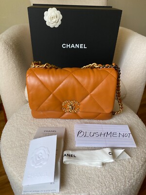 Chanel 19 Small FOR SALE! - PicClick Chanel 19 Small FOR SALE! - PicClick