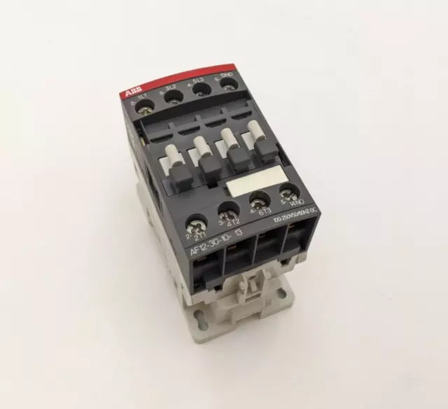 ABB AF12-30-10-13 Contactor 28A 600V 3P 50/60Hz AF12301013 100-250VDC DIN Rail