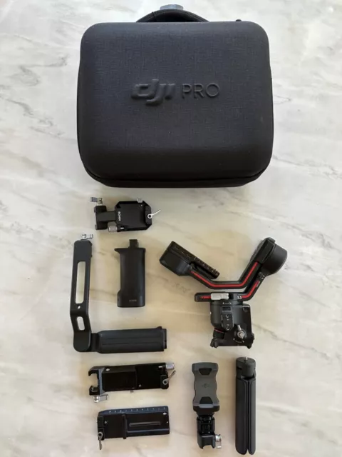 DJI RS 3 Pro Combo 3-Axis Gimbal Stabilizer - Black (CP.RN.00000218.01)