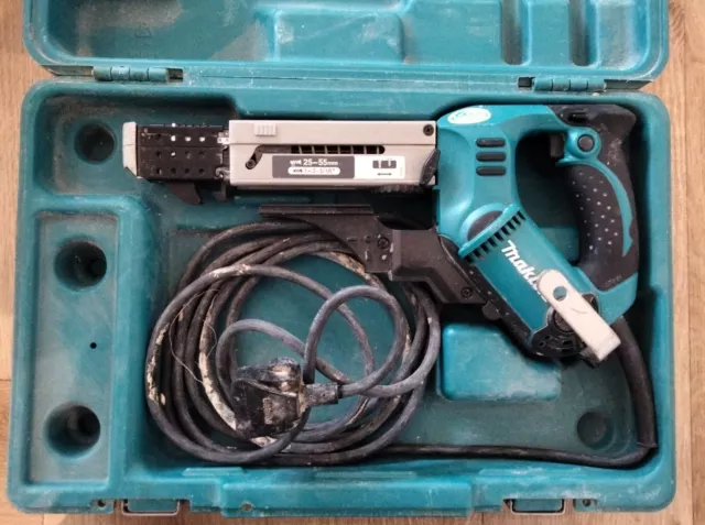 Makita 6843 Auto Feed Screwdriver - 6,000rpm (240v) Fully Working Order