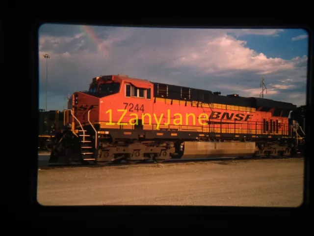 12202 VINTAGE Train Engine Photo 35mm Slide BNSF 7244 ES44DC GALESBURG IL QQQQQ