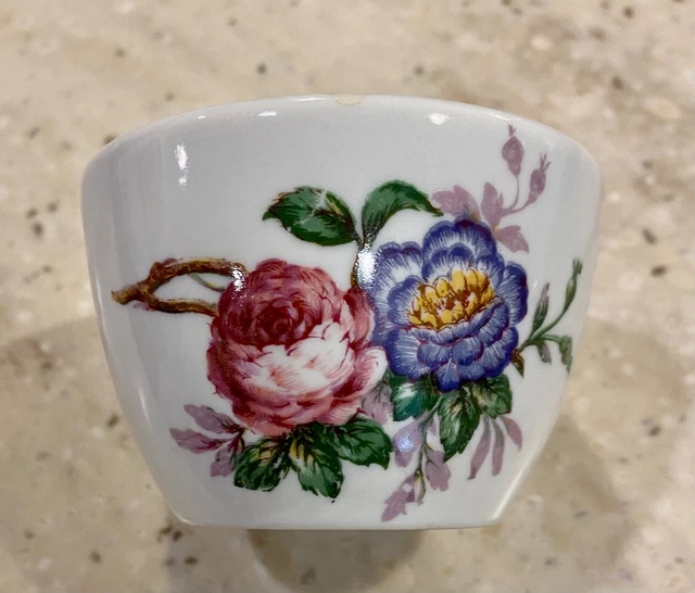 Palace Hotel Bruxelles Belgium CERABELL PORCELAINE DE BAUDOUR Small Floral Cup