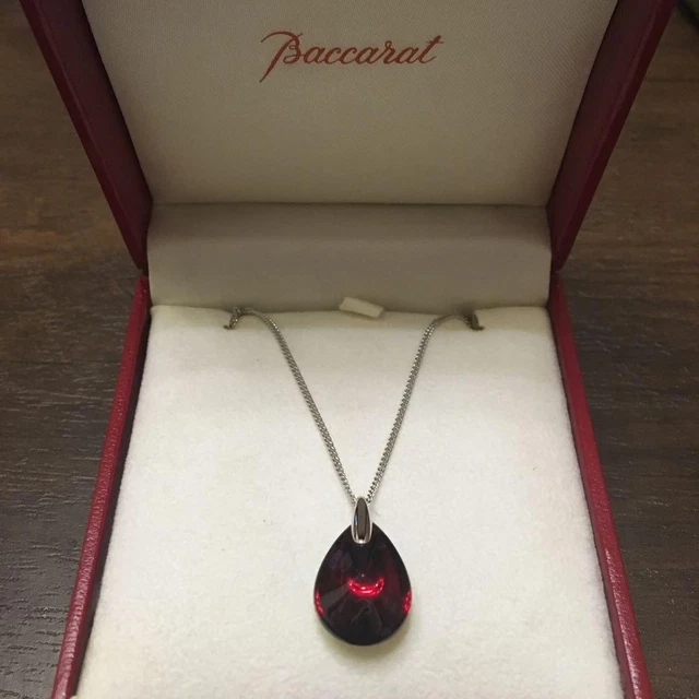 Collier Pendentif Baccarat Paris - Cristal Grenat (larme) Sur Chaîne Argent 925 - Longueur 19 Pouces (48 Cm) Réglable - Occasion Bon état