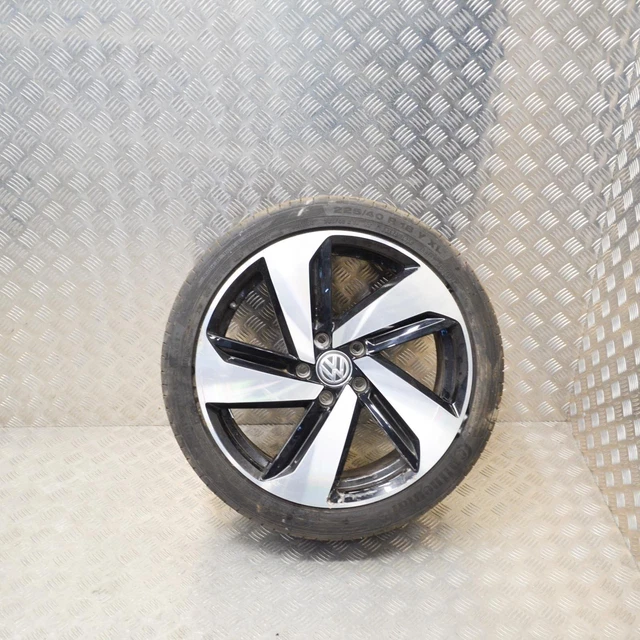 VW GOLF MK7 Jante en alliage avec pneu 5G0601025CN 180kw 2018 7.5Jx18H2 ET49