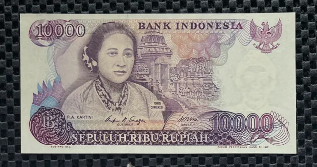 Indonesia 1985 10000 Rupiah P126 Unc