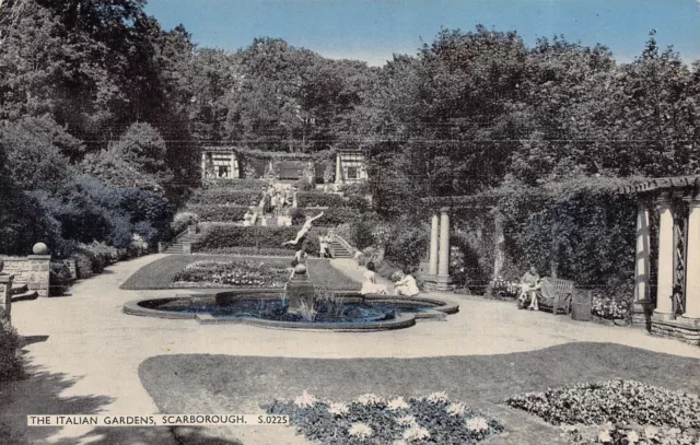 The Italian Gardens Scarborough Yorkshire Postcard (D188)