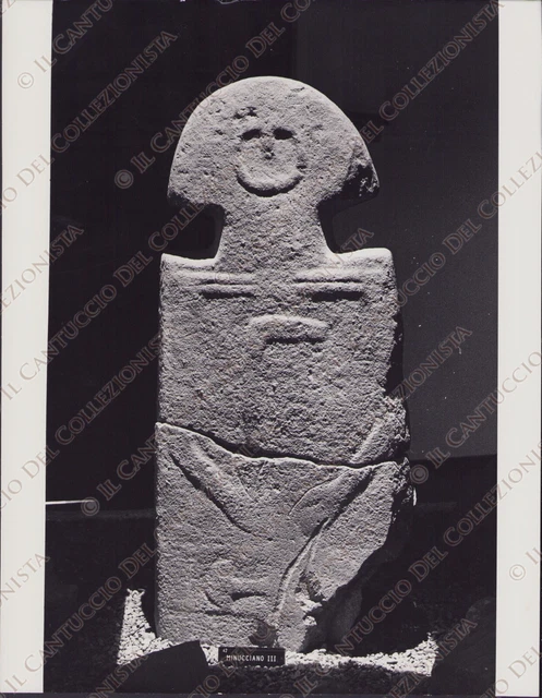 1981 PONTREMOLI Museo menhir Minucciano Stele Liguri Apuani Massa Carrara Foto